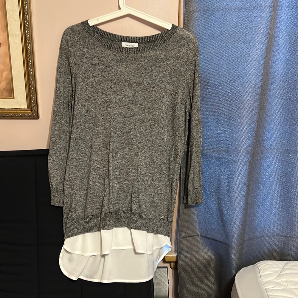 Calvin Klein sweatshirt top